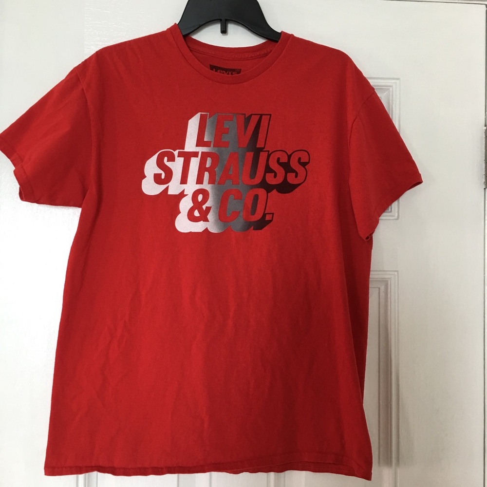 Men’s Levi’s Red Graphic T-Shirt Size L -M1